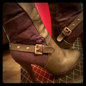 Shoe dazzle sexy black boots